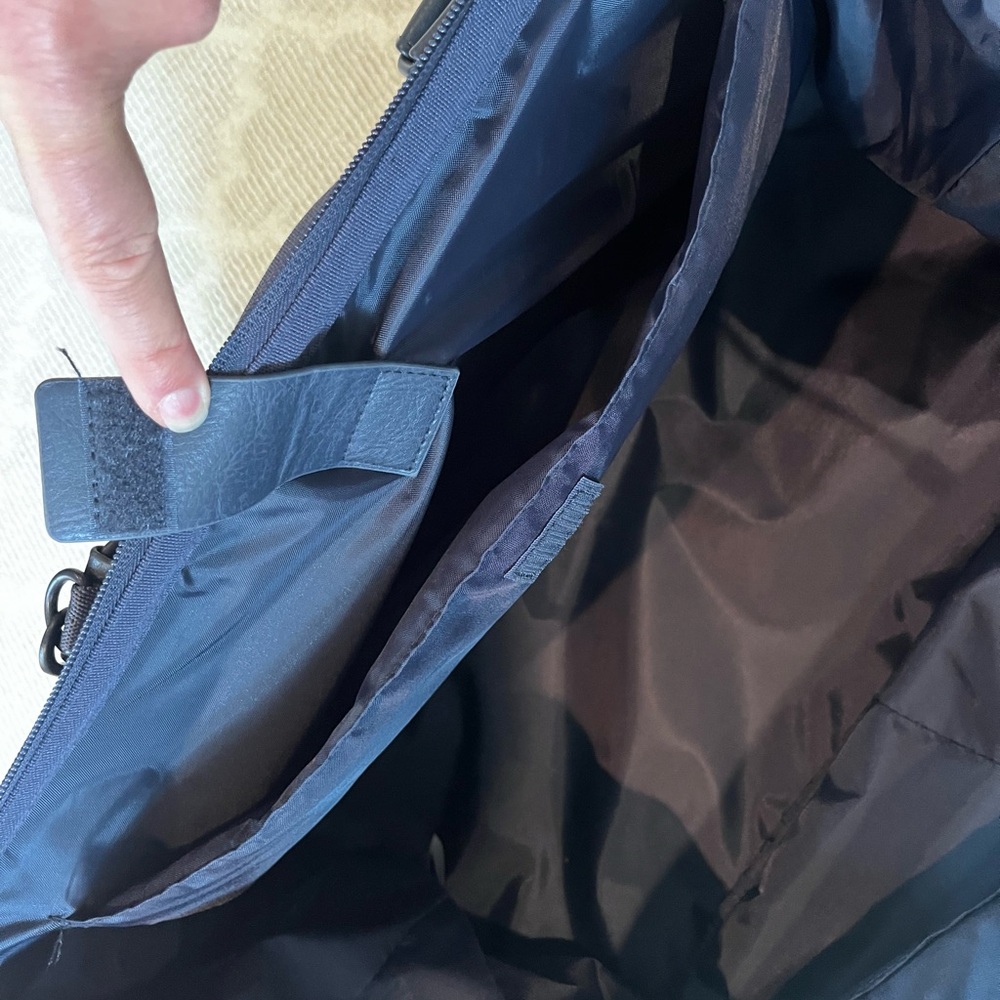 Beis Weekender bag - Picture 10 of 13